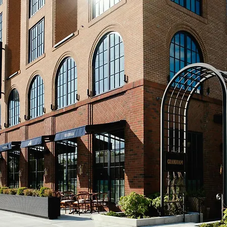 The Manchester Hotel